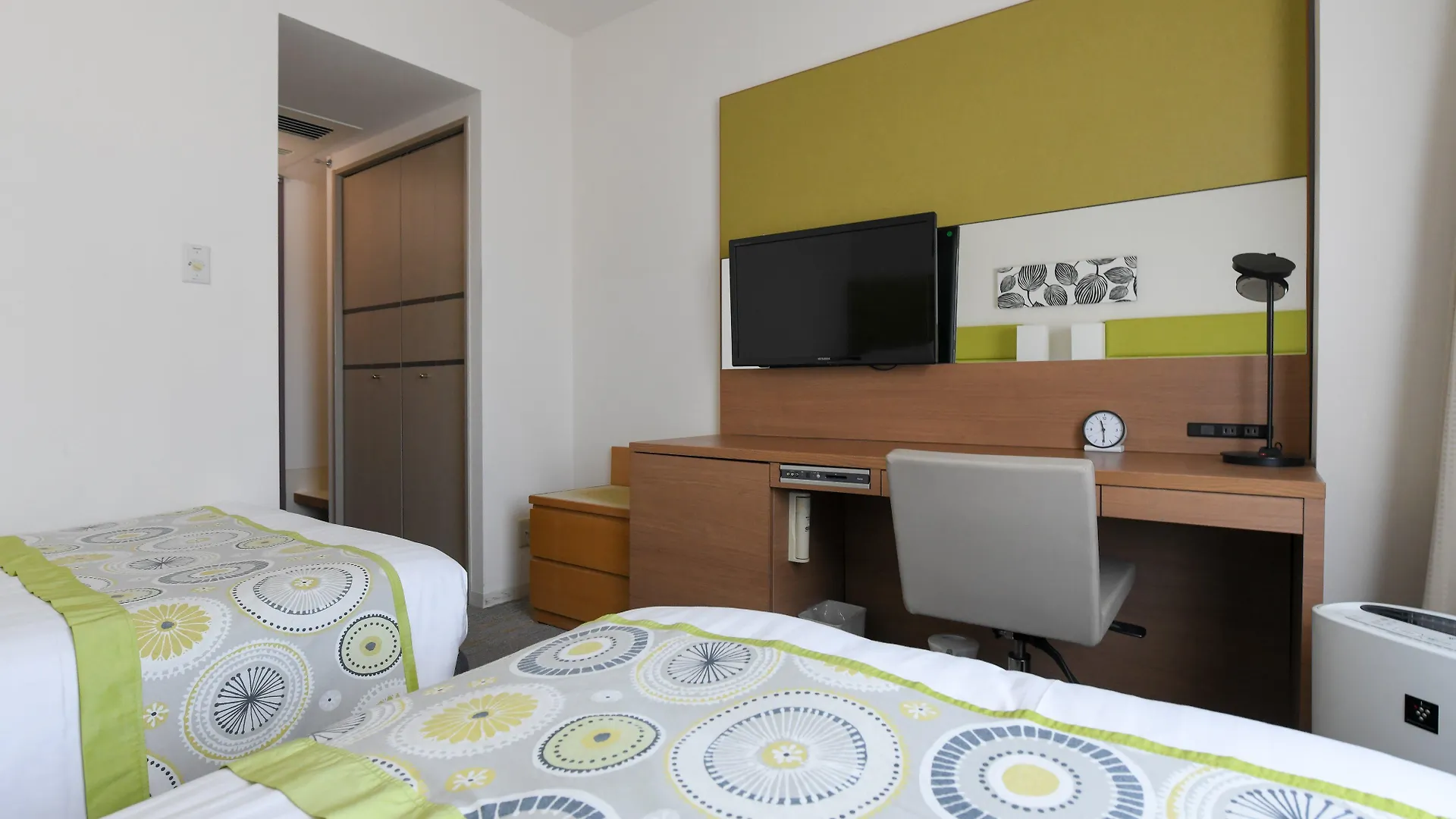 Ana Holiday Inn Sapporo Susukino 3*,  اليابان