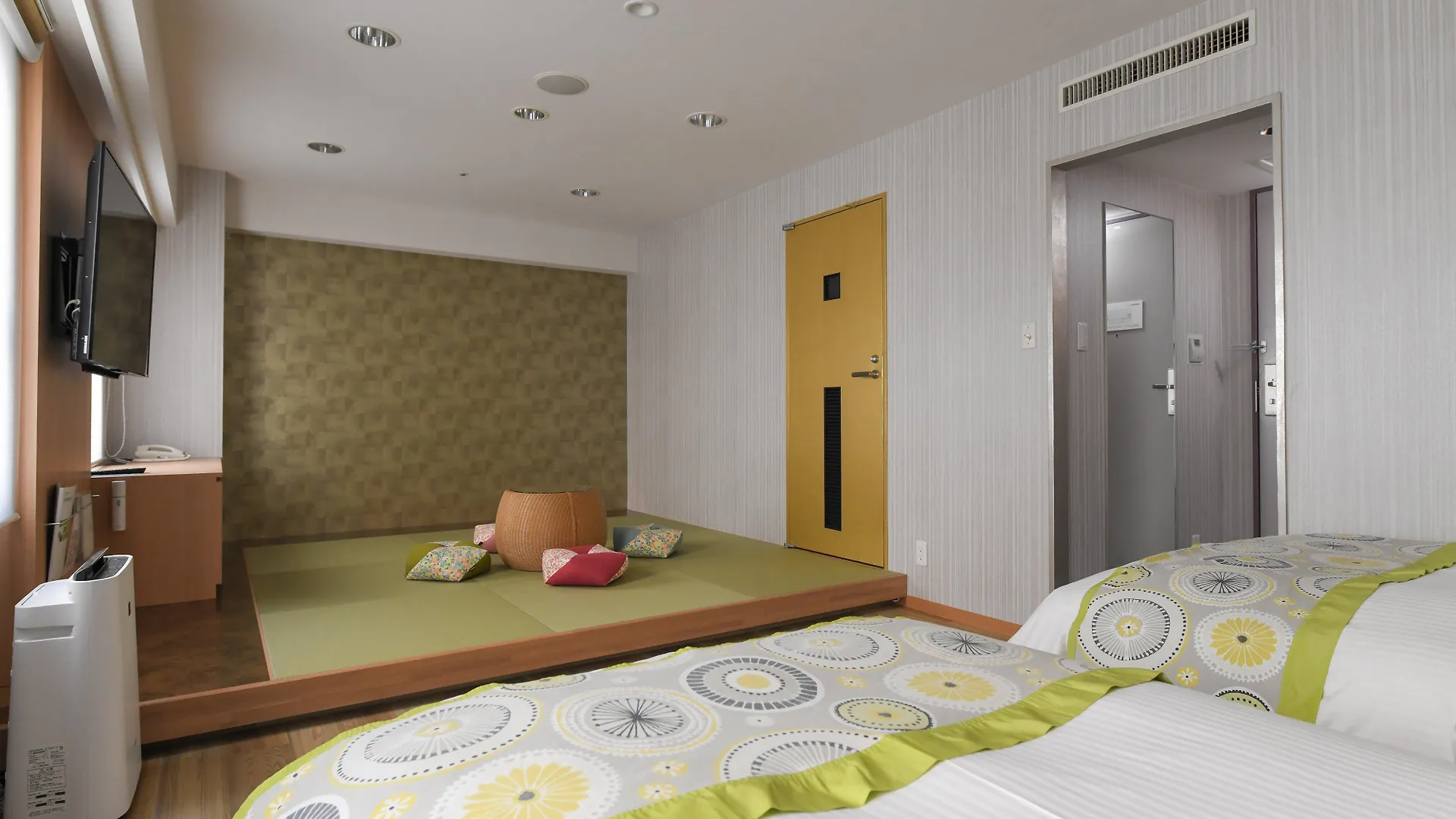 Ana Holiday Inn Sapporo Susukino 3*,  اليابان