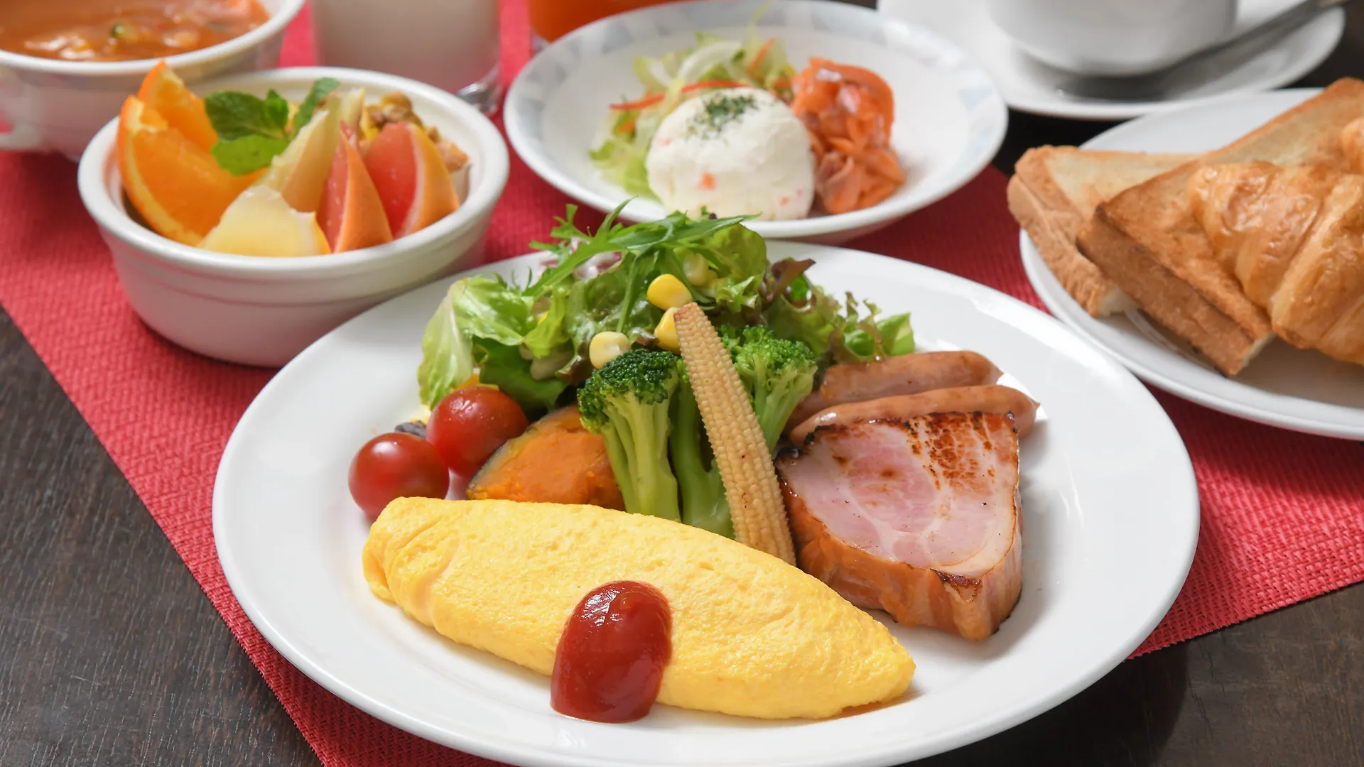 فندق Ana Holiday Inn Sapporo Susukino