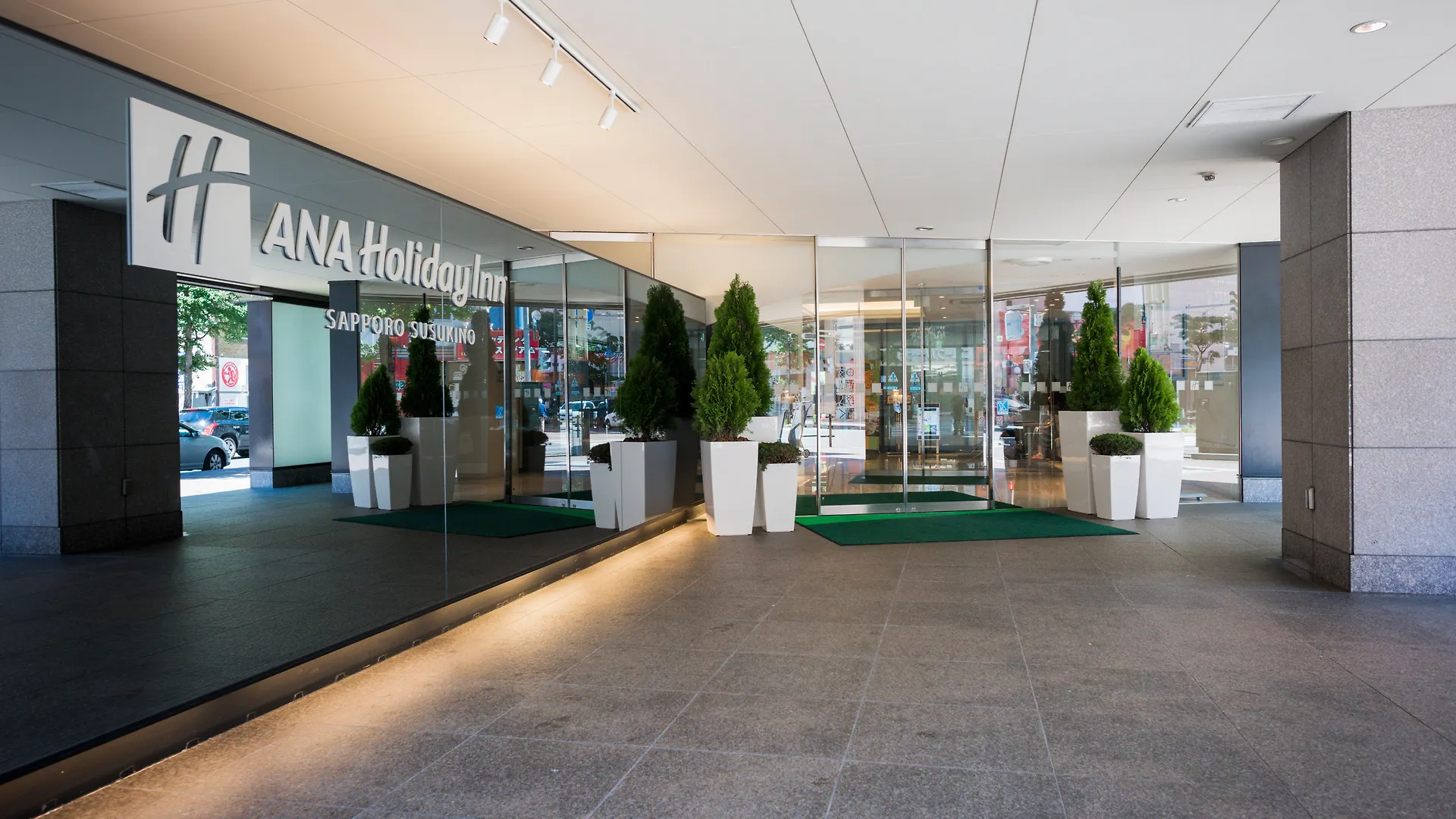 فندق Ana Holiday Inn Sapporo Susukino